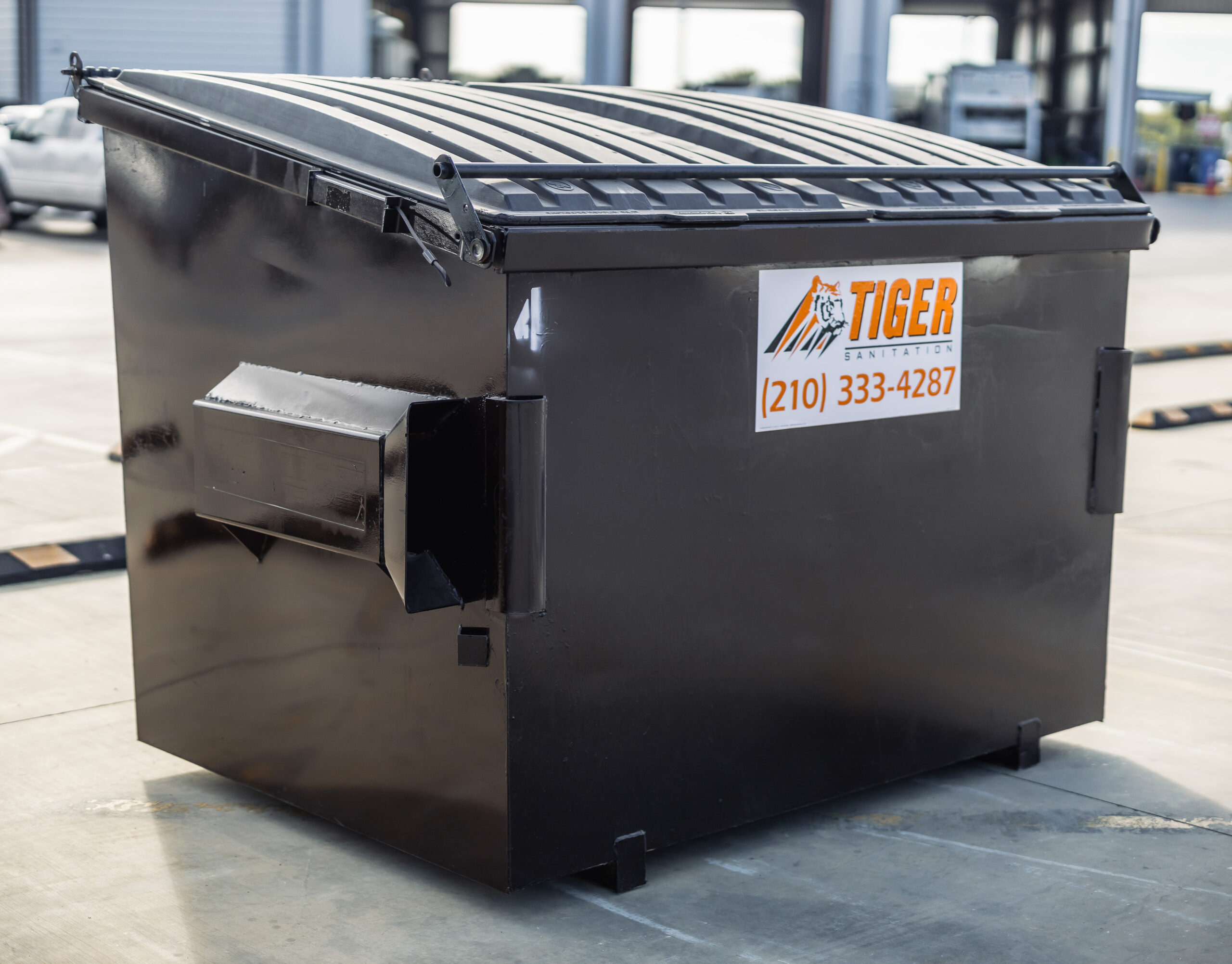 4-yard dumpster - commercial